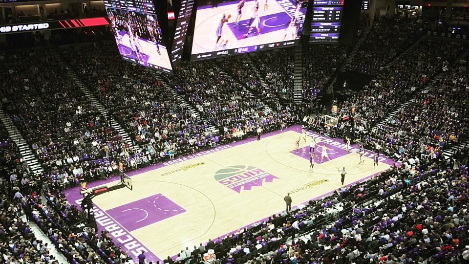 Score the Best Ticket Deals for Golden State Warriors vs. Sacramento Kings at Golden 1 Center – Saturday, April 15th
